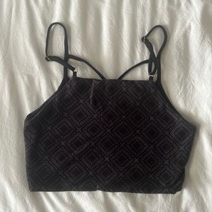 Wolves Threads Reversible Crop